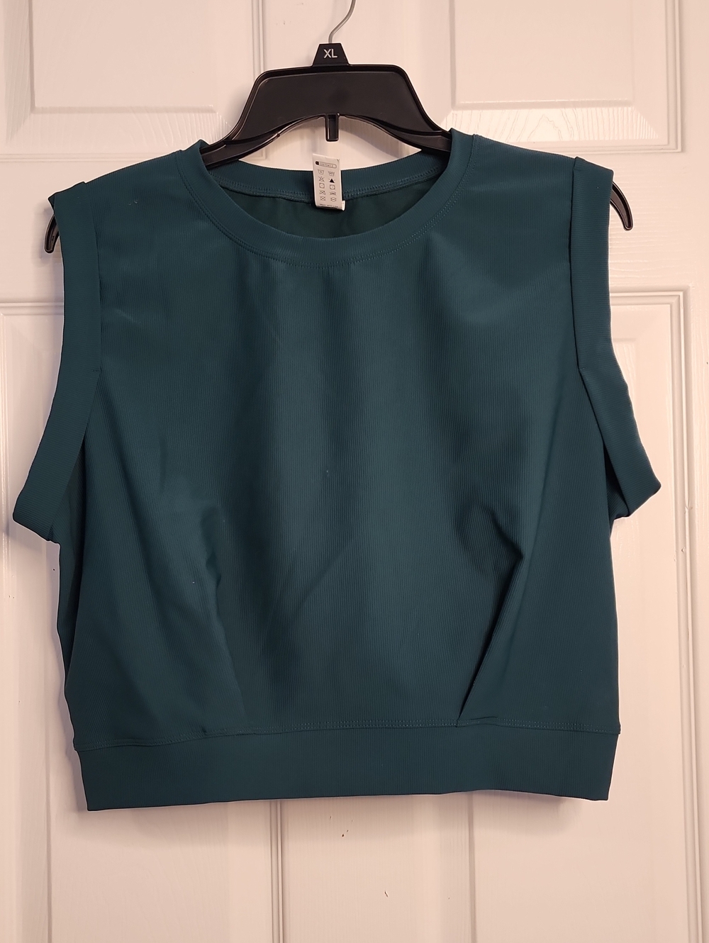 HALARA  Dark Teal Sleeveless Cropped Tank Top